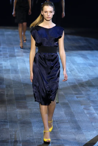 Look 19